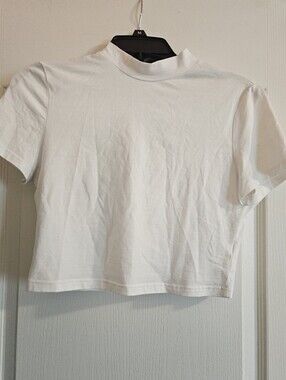 Shein White Mock Neck Cropped Tee